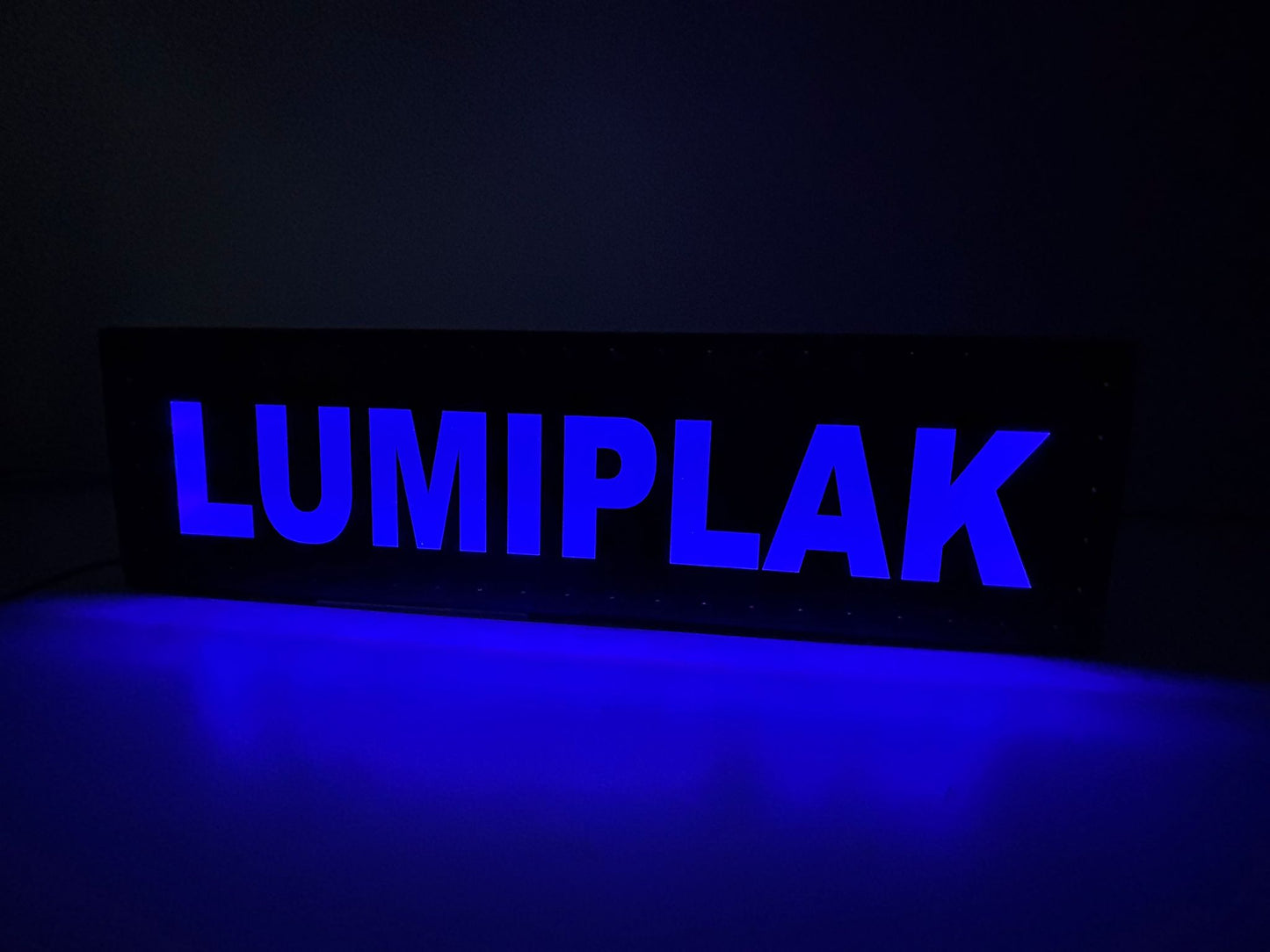 Plaque lumineuse personnalisée  ( Taille M )